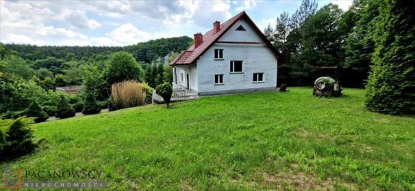 Dom wolnostojący w Parku Dolinki Krakowskie. dom Łazy