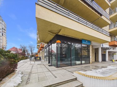 Duży lokal 352 m² w sercu Kołobrzegu z witrynami lokal użytkowy Kołobrzeg, Solne Zdroje, Portowa