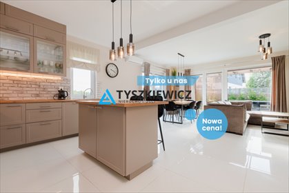 Nowoczesny dom 119,5 m2 z ogrodem i lasem w Bojanie dom Bojano, Kosmiczna