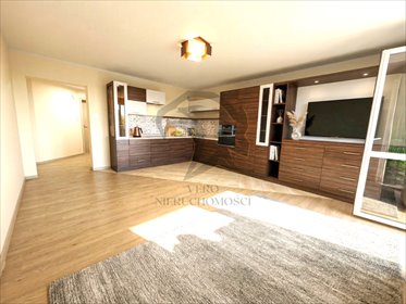Sprzedam przestronne 3-pokojowe mieszkanie 77 m² w Radomsku mieszkanie Radomsko