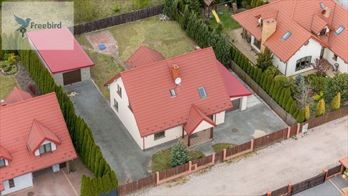 Do sprzedania przestronny dom 164 m² z garażem w Stanisławowie Pierwszym dom Stanisławów Pierwszy, Stanisławów Pierwszy, Słoneczna