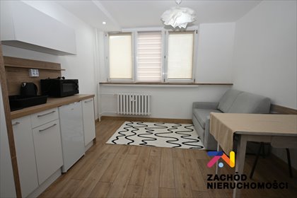 Wynajmę kawalerkę 18 m² z pięknym widokiem na 8. piętrze mieszkanie Zielona Góra
