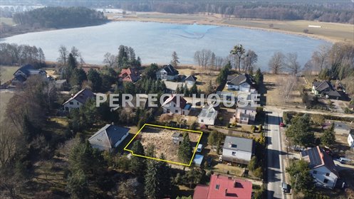 działka na sprzedaż 673m2 działka Skrzynki