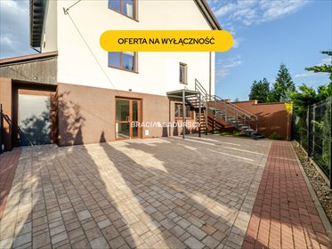 dom na sprzedaż 300m2 dom Mników