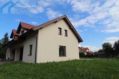Przestronny 5-pokojowy dom z garażem i pompą ciepła dom Szewce, Wrocławska