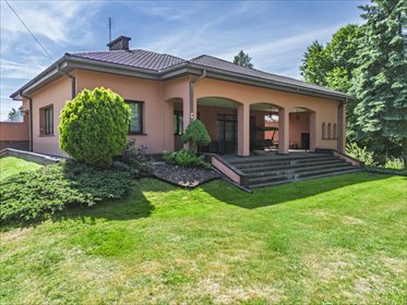 Przestronny dom 320 m² z tarasami i sauną w Michałowie-Reginowie dom Michałów-Reginów
