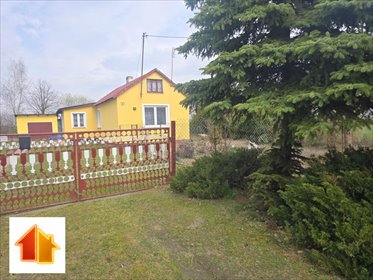 Urokliwy dom 60 m2 z garażem i dużą działką dom Nakwasin