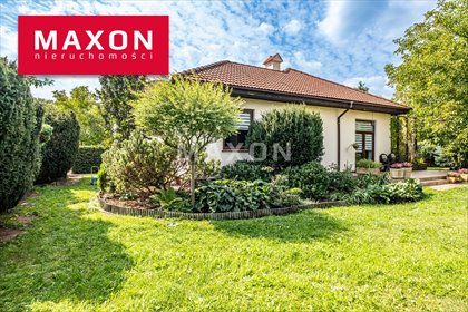 Przestronny dom z ogrodem, garaż, nowoczesne wykończenie dom Łomianki