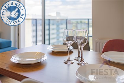 Na wynajem przestronna kawalerka 29 m² z dużym tarasem w Toruniu mieszkanie Toruń, Targowa