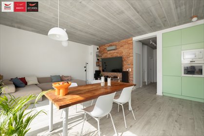 Nowoczesny dom bliźniaczy 326 m² z dużą działką i 4 miejscami parkingowymi dom Lniska, Diamentowa