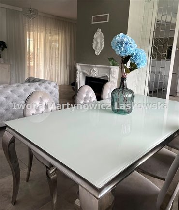 Przytulny dom 161 m² przy lesie w Jaroszówce - gotowy do zamieszkania dom Jaroszówka