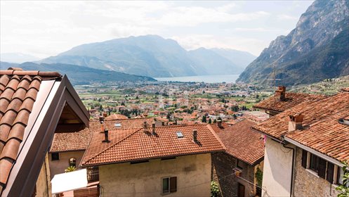 Polecam kamienny dom z ogrodem w Cologna-Gavazzo dom Trento