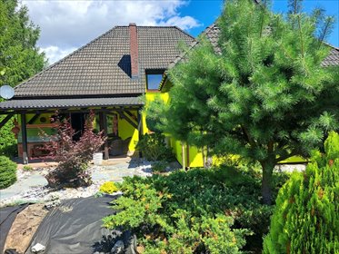 Do sprzedania przestronny dom 250 m² z ogrodem w Rakowie dom Raków