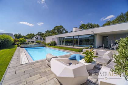 Nowoczesny dom z basenem i smart home - 188 m². dom Góraszka