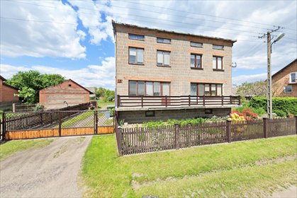 Przestronny dom dwurodzinny z 4,19 ha na działalność dom Chlebów