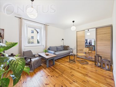 Na sprzedaż jasne 41 m² po remoncie z loggią i zielenią mieszkanie Wrocław, Topolowa