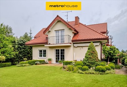 Do sprzedania przestronny dom 335 m² z ogrodem i garażem dom Chyliczki, Bażancia