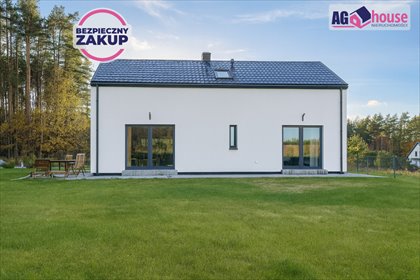 Sprzedam nowoczesny dom 2022 z dużymi przeszkleniami i ekologicznym ogrzewaniem dom Lewinko