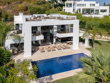 Luksusowa willa 697 m² z basenem i tarasem (Nueva Andalucía) dom Nueva Andalucia