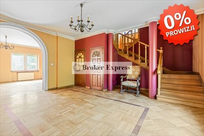 Sprzedam przestronny dom 368 m² z potencjałem w Piasecznie dom Piaseczno