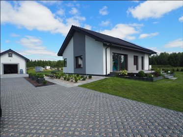 Nowoczesny dom 120 m² z garażem - fotowoltaika i pompa ciepła dom Różnowo