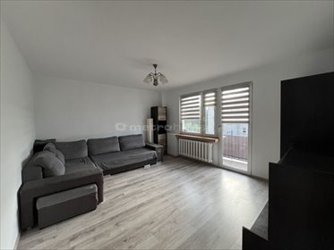 Przestronne 3-pokojowe mieszkanie (61 m²) z balkonem i dużą piwnicą mieszkanie Góra Kalwaria, Skierniewicka