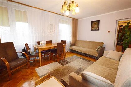 Zapraszam do obejrzenia rozkładowego 3-pokojowego mieszkania 56 m² z balkonem i pełnymi mediami miejskimi mieszkanie Wrocław, Krzyki, Skwierzyńska