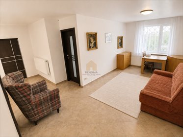 Przestronne 112,8 m² z niezależnym wejściem i potencjałem inwestycyjnym mieszkanie Zielona Góra