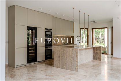 Luksusowa rezydencja 700 m2 z basenem i ogrodem. dom Konstancin-Jeziorna