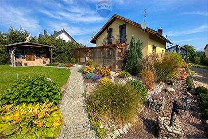 Dom na sprzedaż Bór Zapilski 104m2 Foto 1