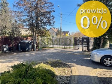 Duży dom z ogrodem i potencjałem inwestycyjnym dom Łomianki, Szkolna