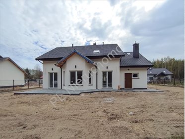 Dom w lesie z dużą działką i garażem dom Miedniewice