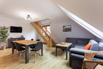 Do sprzedania przestronne 87 m² apartament dwupoziomowy w Karpaczu mieszkanie Karpacz