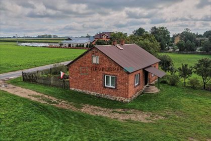Siedlisko z dużą działką, dom i budynek gospodarczy dom Zalesie-Poczynki