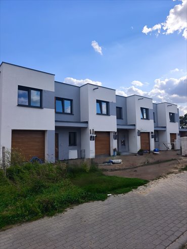 Na sprzedaż nowoczesny dom 123 m² z tarasem i ogrodem dom poznański, Klonowa