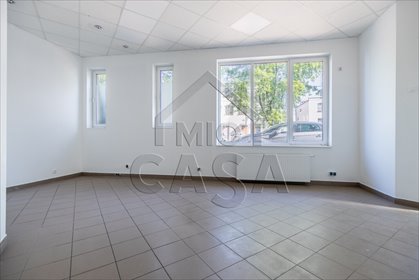 Lokal użytkowy 45 m² z witrynami, niskie koszty (Rumia) lokal użytkowy Rumia, Ceynowy