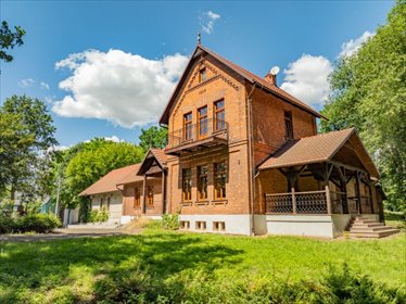 Sprzedam unikatowy dwór z 1896 r. z 1 ha parku w Książniczkach dom Książniczki, Zadworze