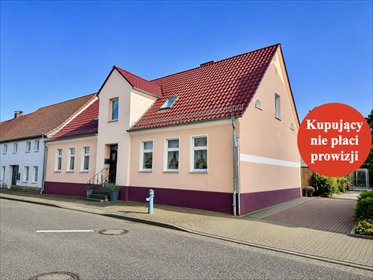 Przestronny dom z potencjałem, 7 pokoi, garaże, ogród dom Brüssow, Brandenburgia