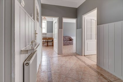 Na sprzedaż przestronne 2 pokoje 62,6 m² z wysokimi sufitami w centrum Radomia mieszkanie Radom, Mieczysława Niedziałkowskiego