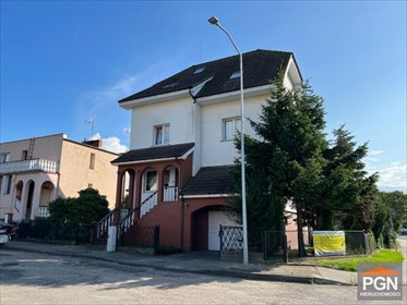 Polecam przestronny dom 285 m² z garażami w Trzebiatowie dom Trzebiatów, Grzybowa