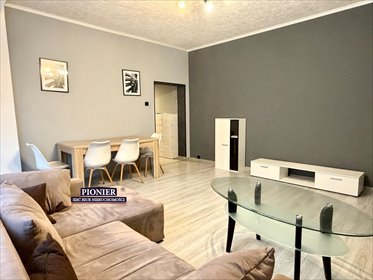 Na wynajem przestronne 2-pokojowe mieszkanie 59,5 m² w Nikiszowcu mieszkanie Katowice, Nikiszowiec, Odrowążów