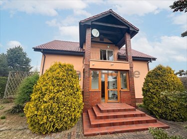 Komfortowy dom 131 m² z dużym ogrodem i kominkiem dom Jeziory Małe