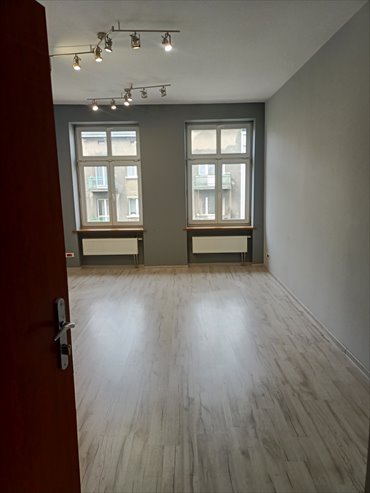 Biuro 25m² w centrum Łodzi z windą i parkingiem polecam lokal użytkowy Łódź, Śródmieście, Sterlinga