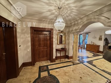 Polecam luksusową willę 372 m² z jacuzzi i dużym ogrodem dom Konstancin-Jeziorna, Jesionowa