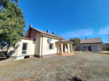 Na sprzedaż 222 m² domu w spokojnej okolicy Gole dom Gole, Gole