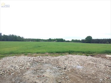 Działka budowlana 1000 m² z warunkami zabudowy w Janowie działka Janów