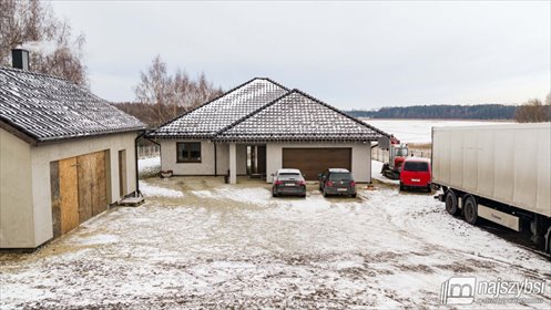 Nowoczesny dom z jeziorem, 4 pokoje, garaż, ogrzewanie dom Karsk, wieś