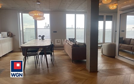Nowoczesny loft z dużym tarasem i pełnym wyposażeniem mieszkanie Wieluń, Sadowa
