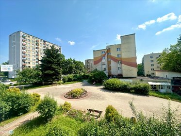 Dwustronne 2 pokoje z balkonem na KSM (widok na skwer) mieszkanie Kielce, KSM, KSM