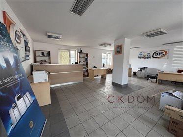 Atrakcyjny budynek handlowo-usługowy 290 m² w Pińczowie lokal użytkowy Pińczów